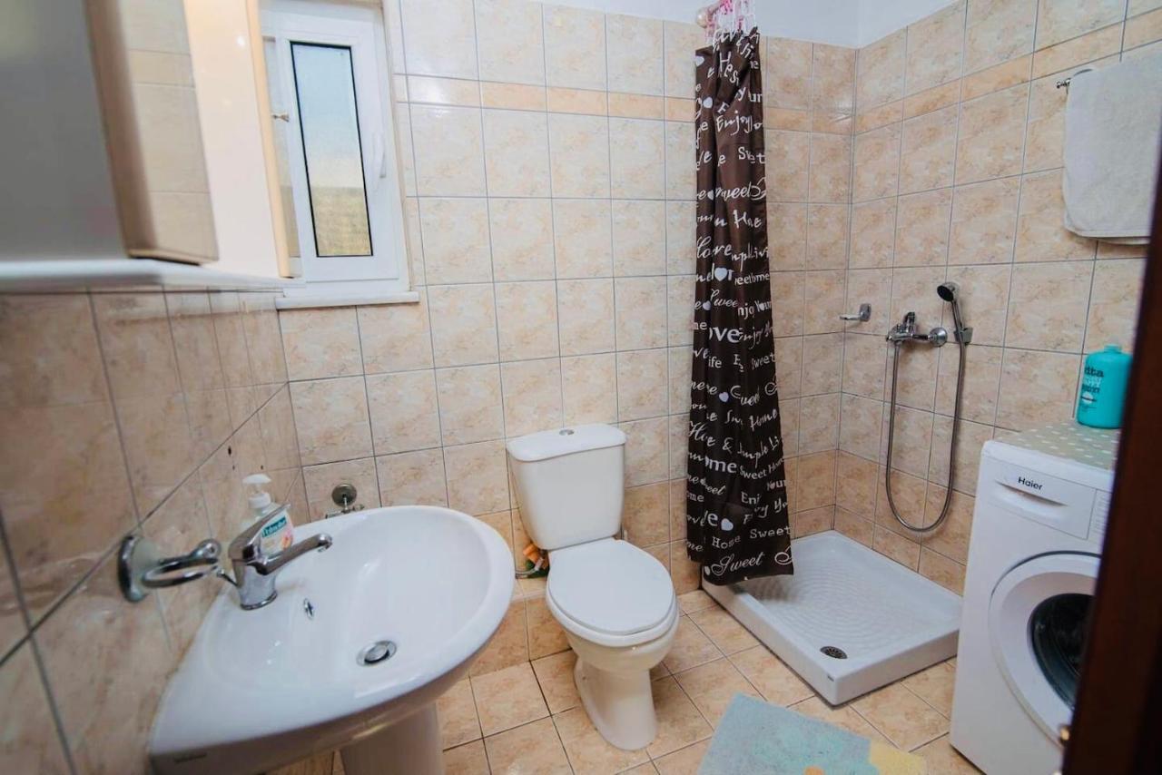 Beachfront Lux & Gym 4 * Khania