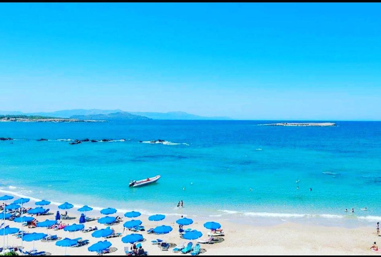Beachfront Lux & Gym 4 Khania