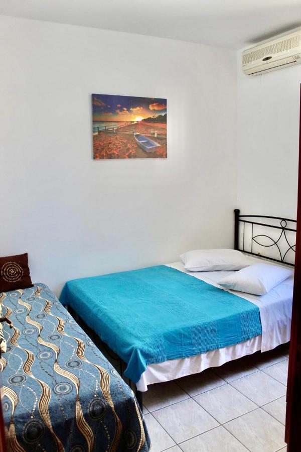 Apartament Beachfront Lux & Gym 4 *